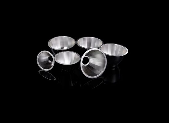 Hoge Efficiëntie 98% UV-bestendige Verstelbare LED Licht Reflector COB Reflector voor Winkels en Hotels